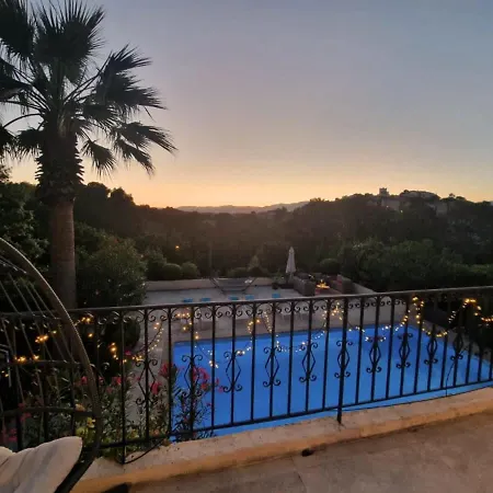 Luxury Getaway - Modern With Pool And Ac