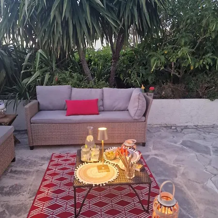 Villa Luxury Getaway - Modern With Pool And Ac Vallauris