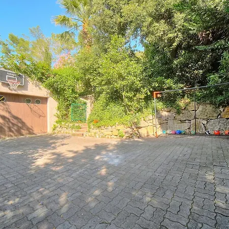 Вилла Luxury Getaway - Modern With Pool And Ac