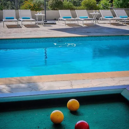 Вилла Luxury Getaway - Modern With Pool And Ac Валлорис