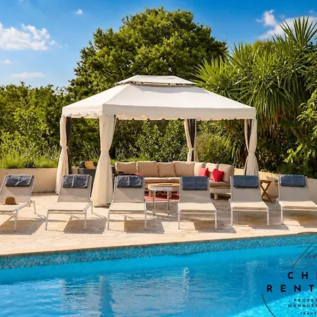 Luxury Getaway - Modern With Pool And Ac Villa