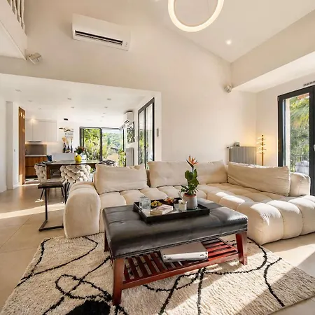 Vila Luxury Getaway - Modern With Pool And Ac Vallauris