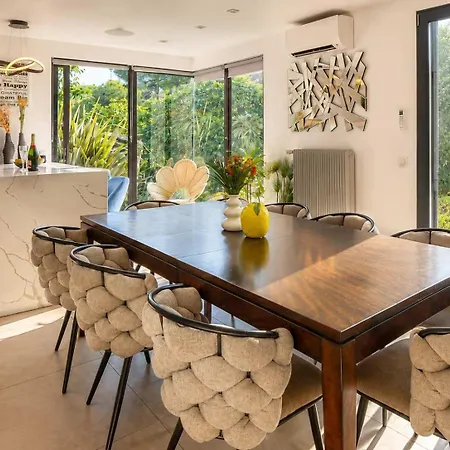 Luxury Getaway - Modern With Pool And Ac *