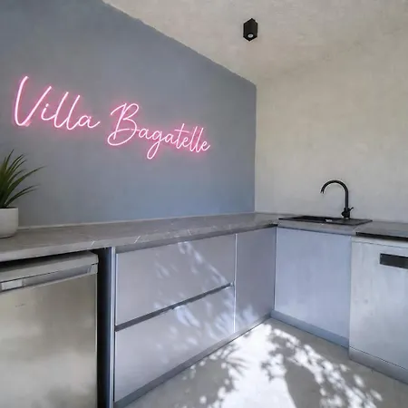 Luxury Getaway - Modern With Pool And Ac Villa Vallauris