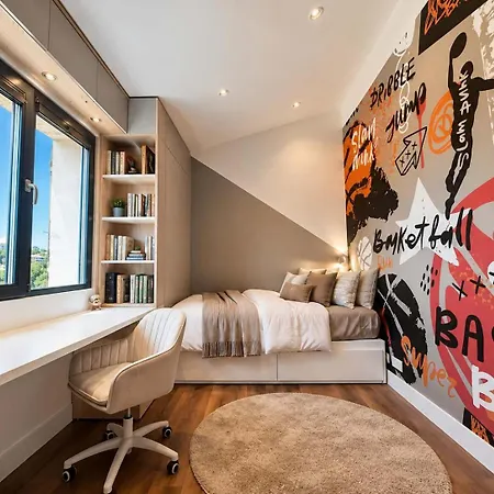 Luxury Getaway - Modern With Pool And Ac Vila